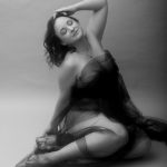Zeitloses Boudoir-Portrait in Linz – Kunstvolle Fotografie